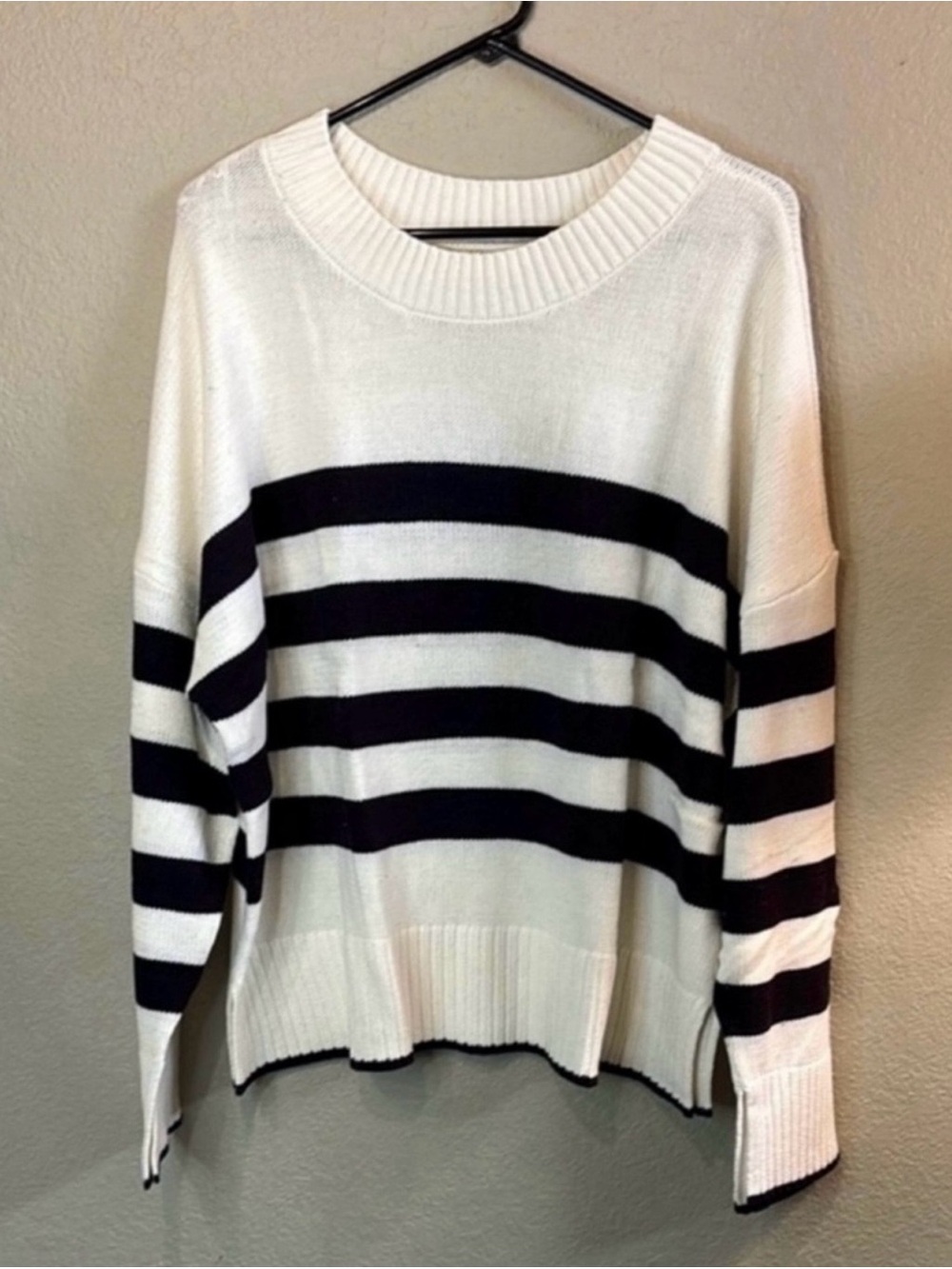 New Sonoma Sweater Women’s White & Black Striped Crew Neck Casual Preppy Sz XXL